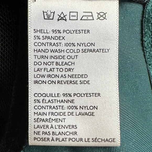 UO | STARING AT STARS Velvet and Lace Crop Top - Picture 9 of 9